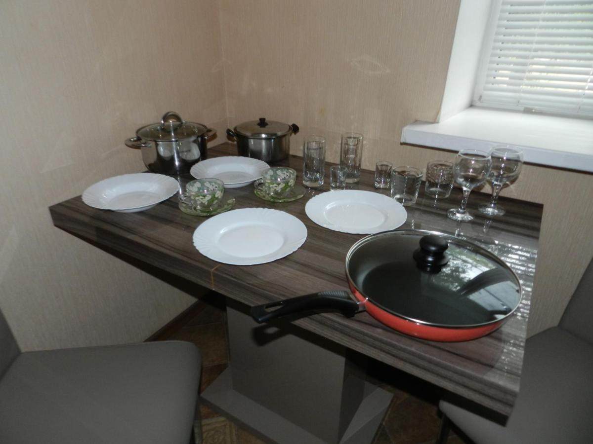 1-Room Luxury Apartment On Sobornyi Avenue 170-V, By Grandhome Zaporizhia Kültér fotó